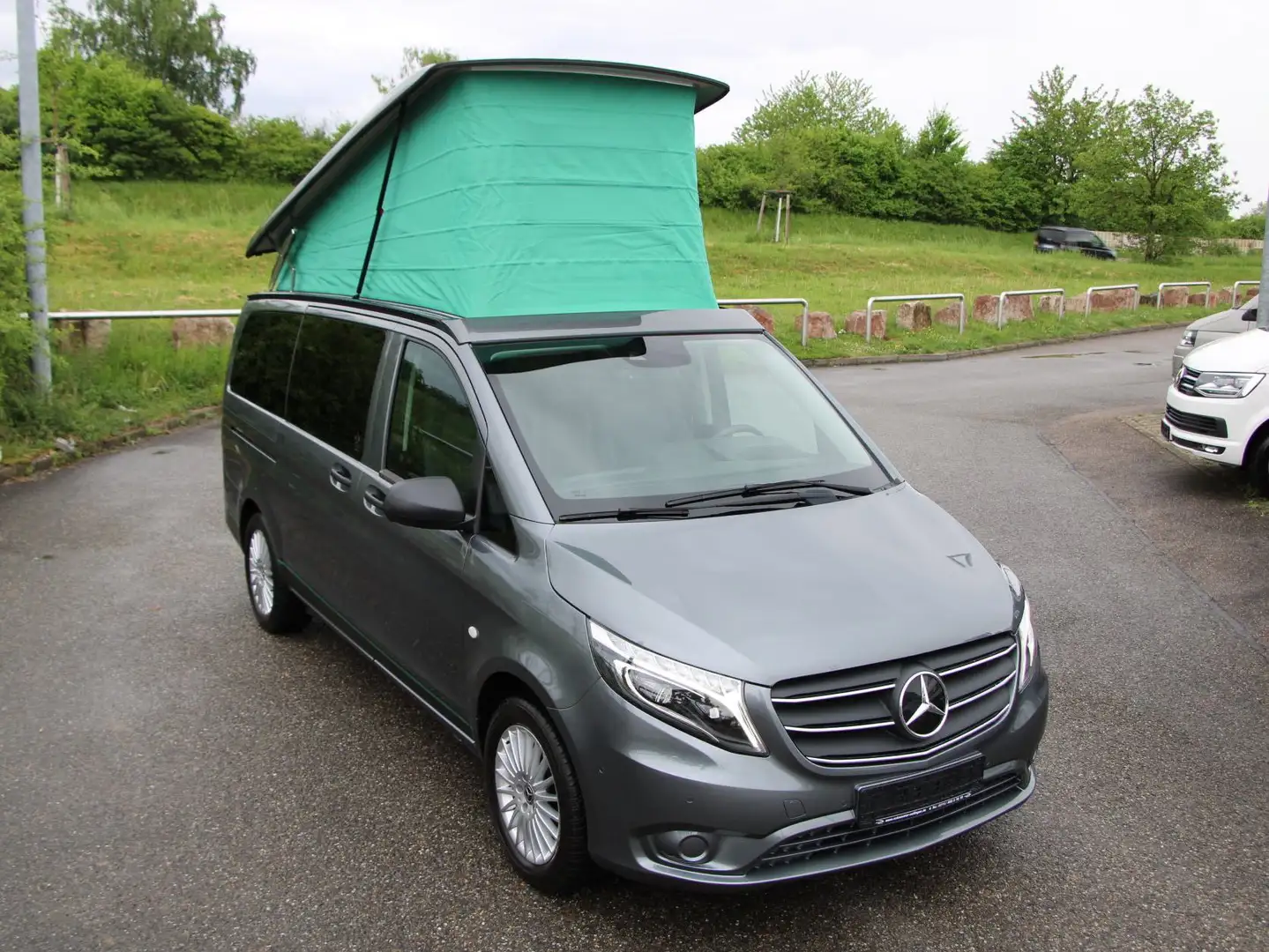 Mercedes-Benz Marco Polo V300 Marco Polo Activity Edition Artventure 4Matic Grijs - 2