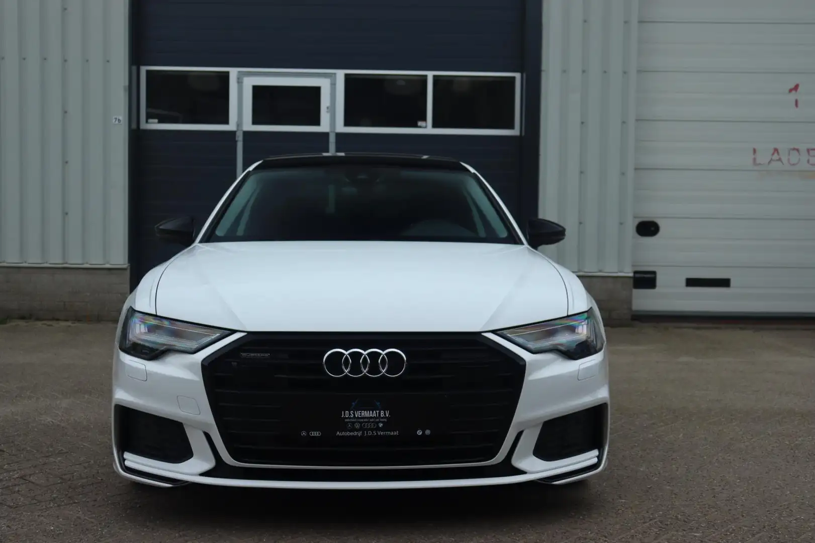 Audi A6 55 tfsi e Quattro S-line pano Matrix BTW Wit - 2
