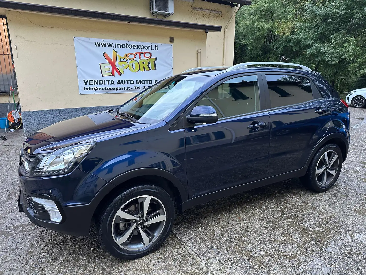 SsangYong Korando Korando III 2014 2.0 Limited 2wd auto my17 Blu/Azzurro - 1