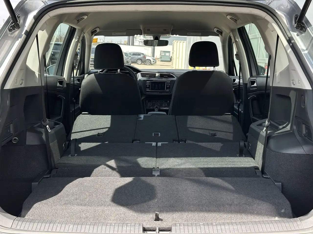 Volkswagen Tiguan снимка Volkswagen Tiguan
