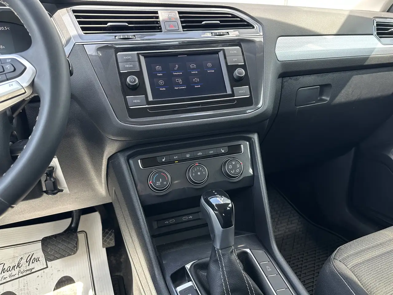 Volkswagen Tiguan снимка Volkswagen Tiguan