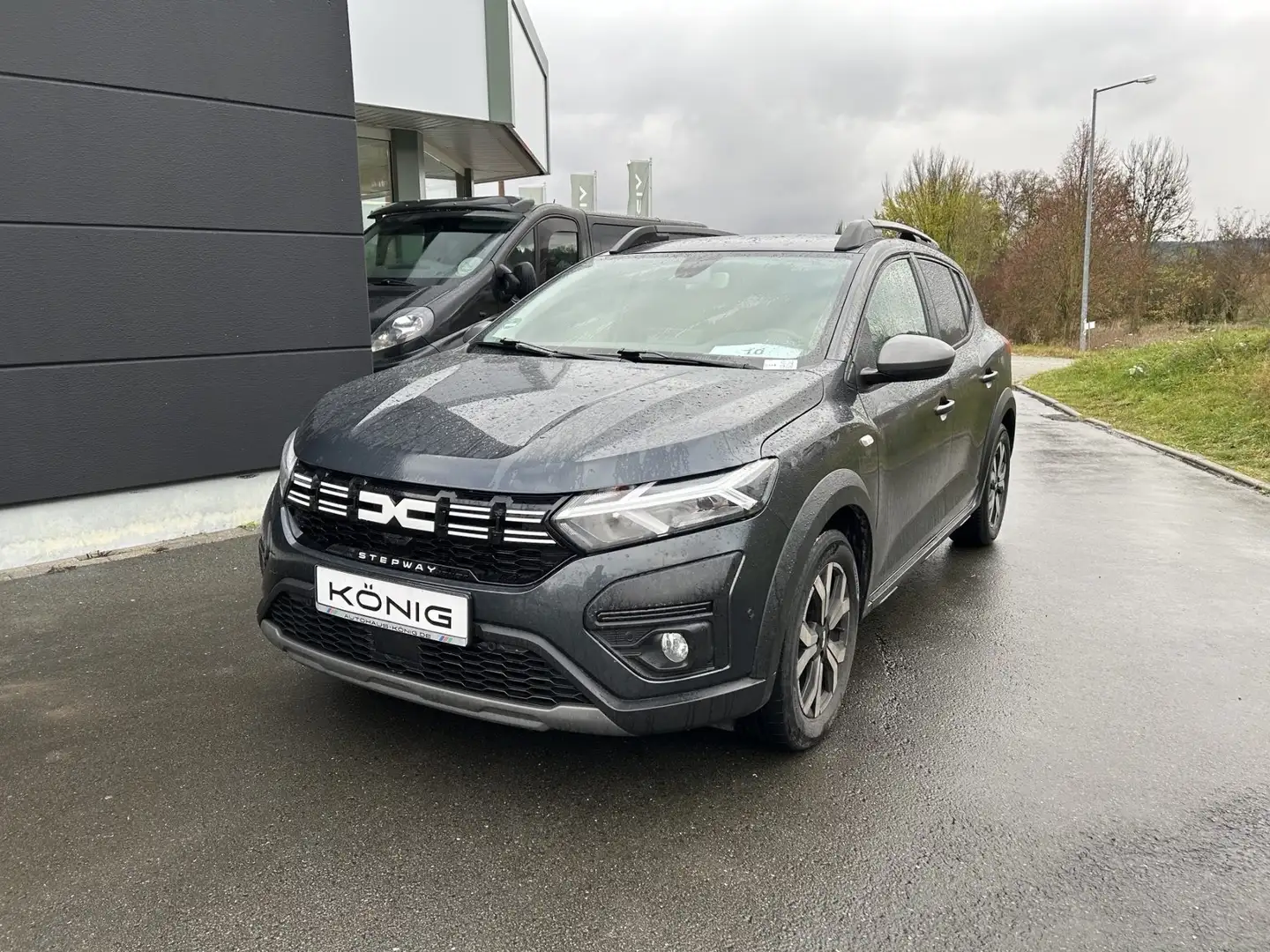 Dacia Sandero III Stepway Expression+ AHZV Gris - 1