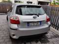 Toyota Auris srebrna - thumbnail 3