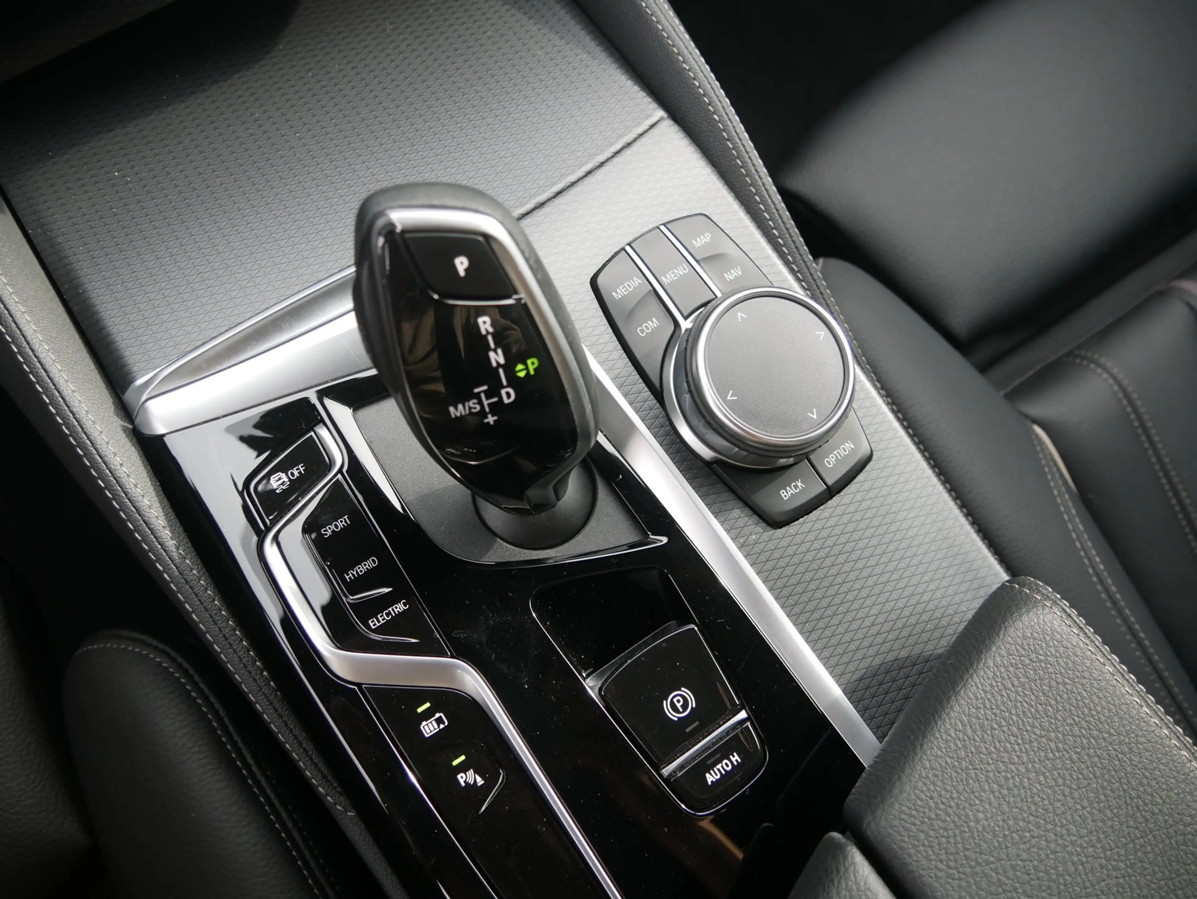 BMW 530 5-serie Touring 530e M-Sport, Trekhaak, Laser, Mem — photo 10