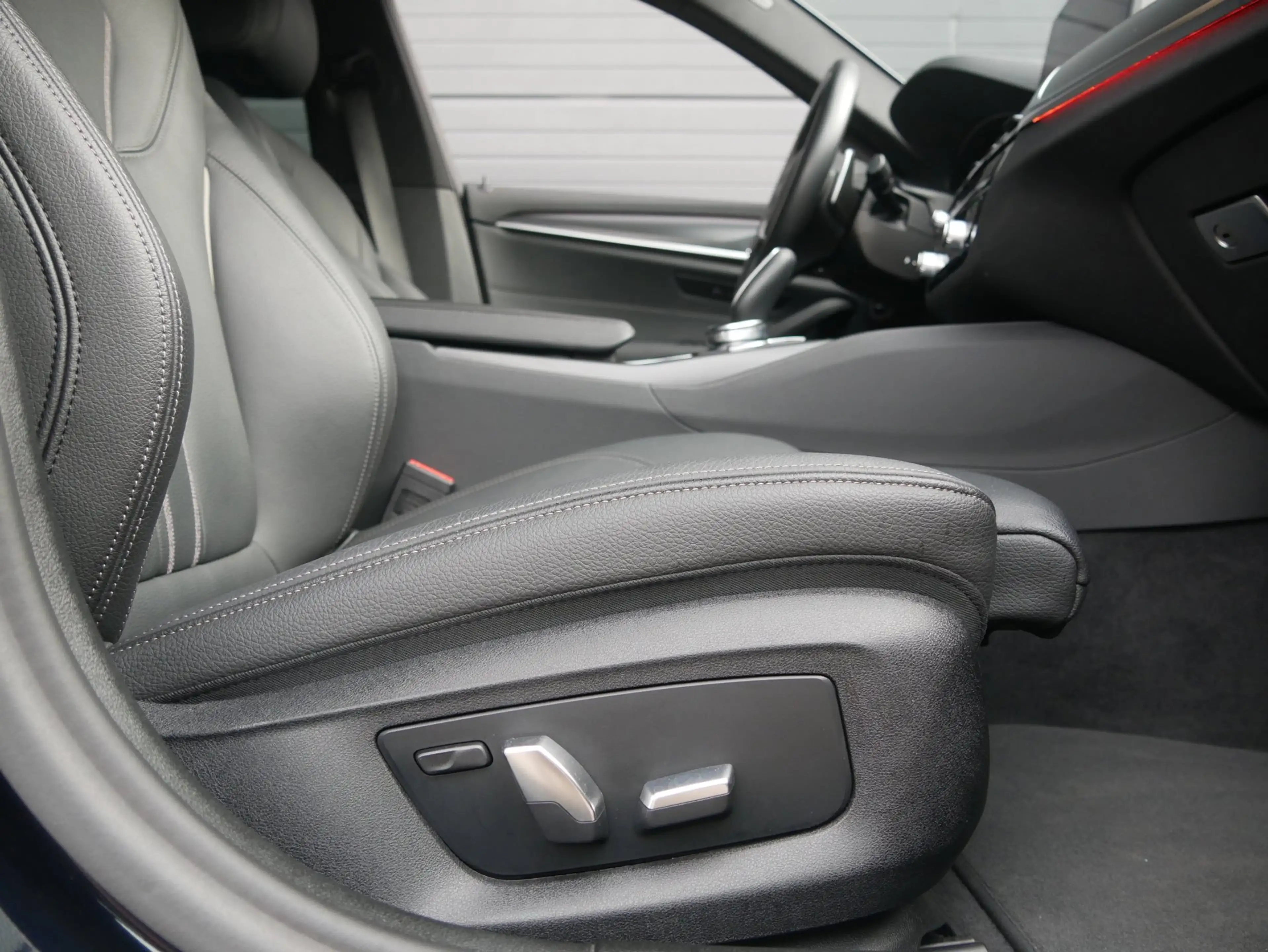 BMW 530 5-serie Touring 530e M-Sport, Trekhaak, Laser, Mem — photo 15