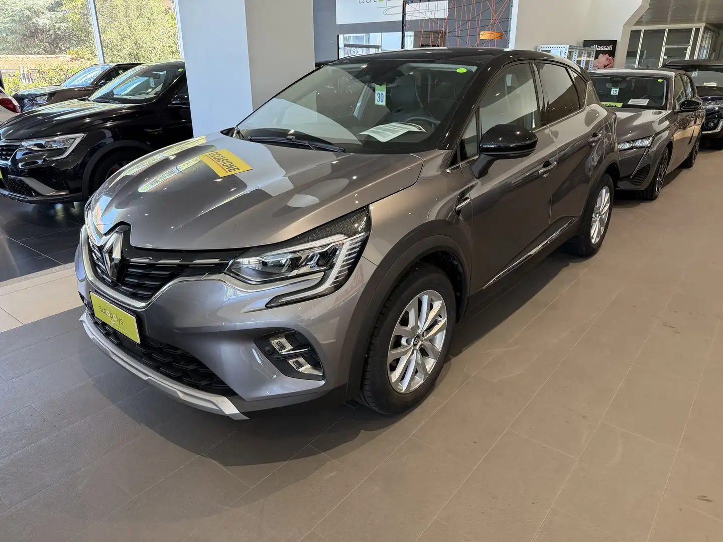 Renault Captur TCe 12V 90 CV Techno Gris - 1