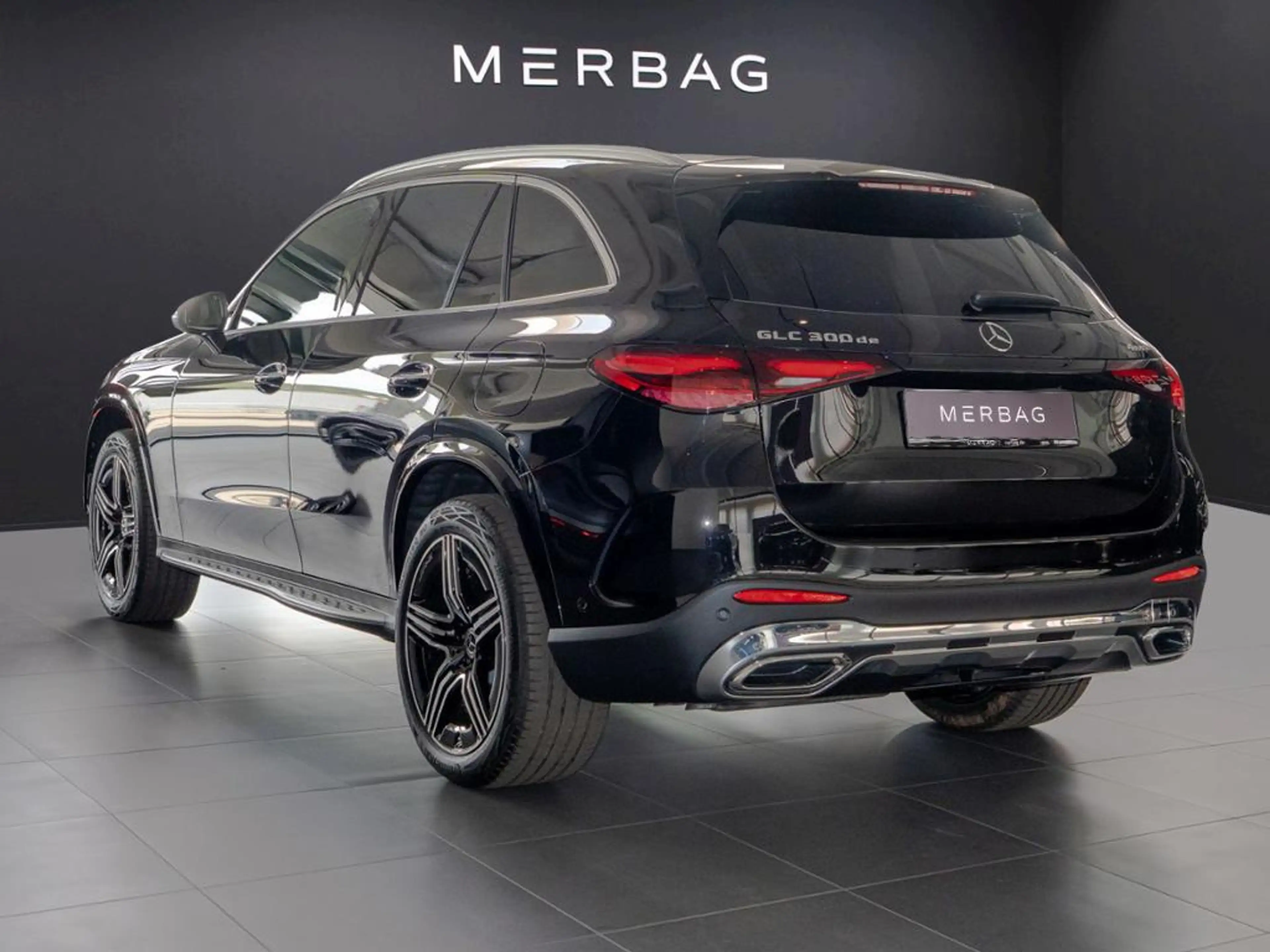 Mercedes-Benz GLC 300 de 4MATIC mit EQ Hybrid Technologie 360 — photo 8