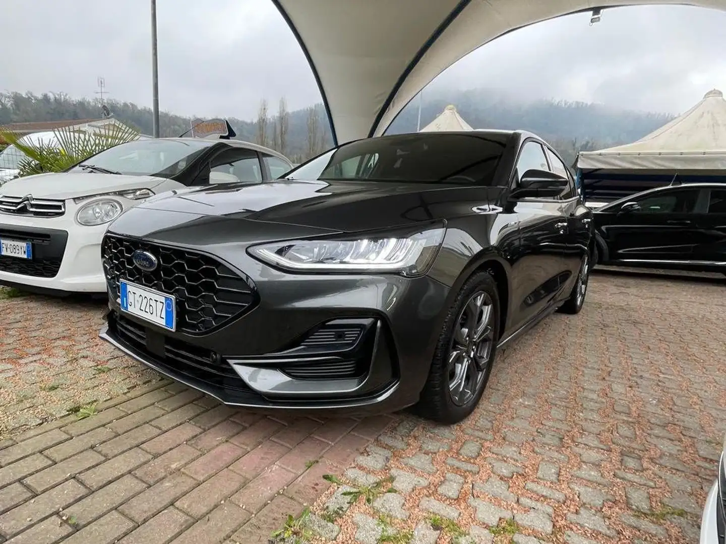 Ford Focus Focus 1.0t ecoboost hybrid ST-Line 125cv Grigio - 2
