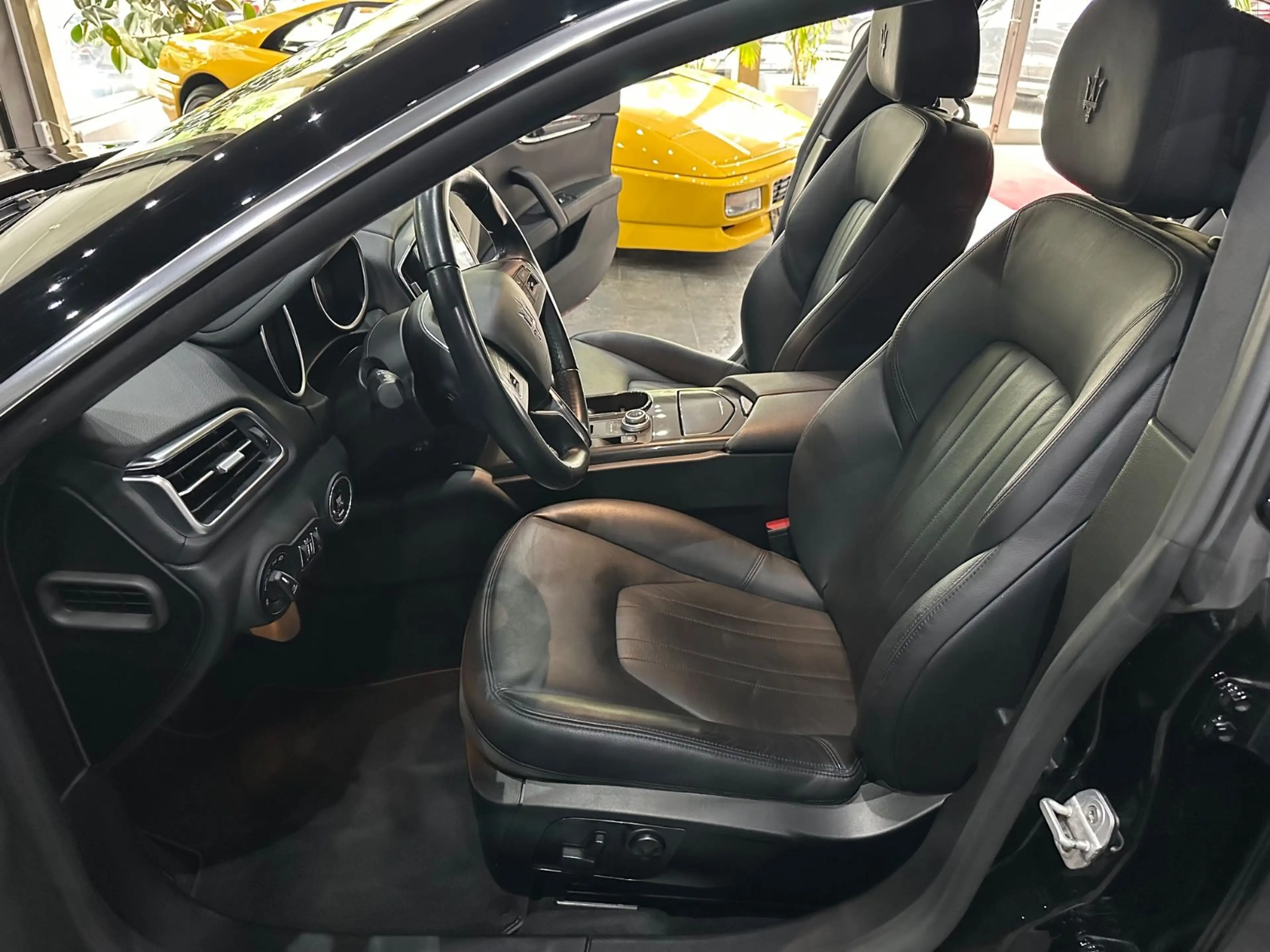 Maserati Ghibli GranSport  /Facelift /LEDER /LED / 1.HAND — photo 9