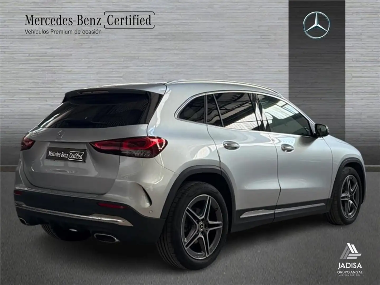 Mercedes-Benz GLA 200 D - 2