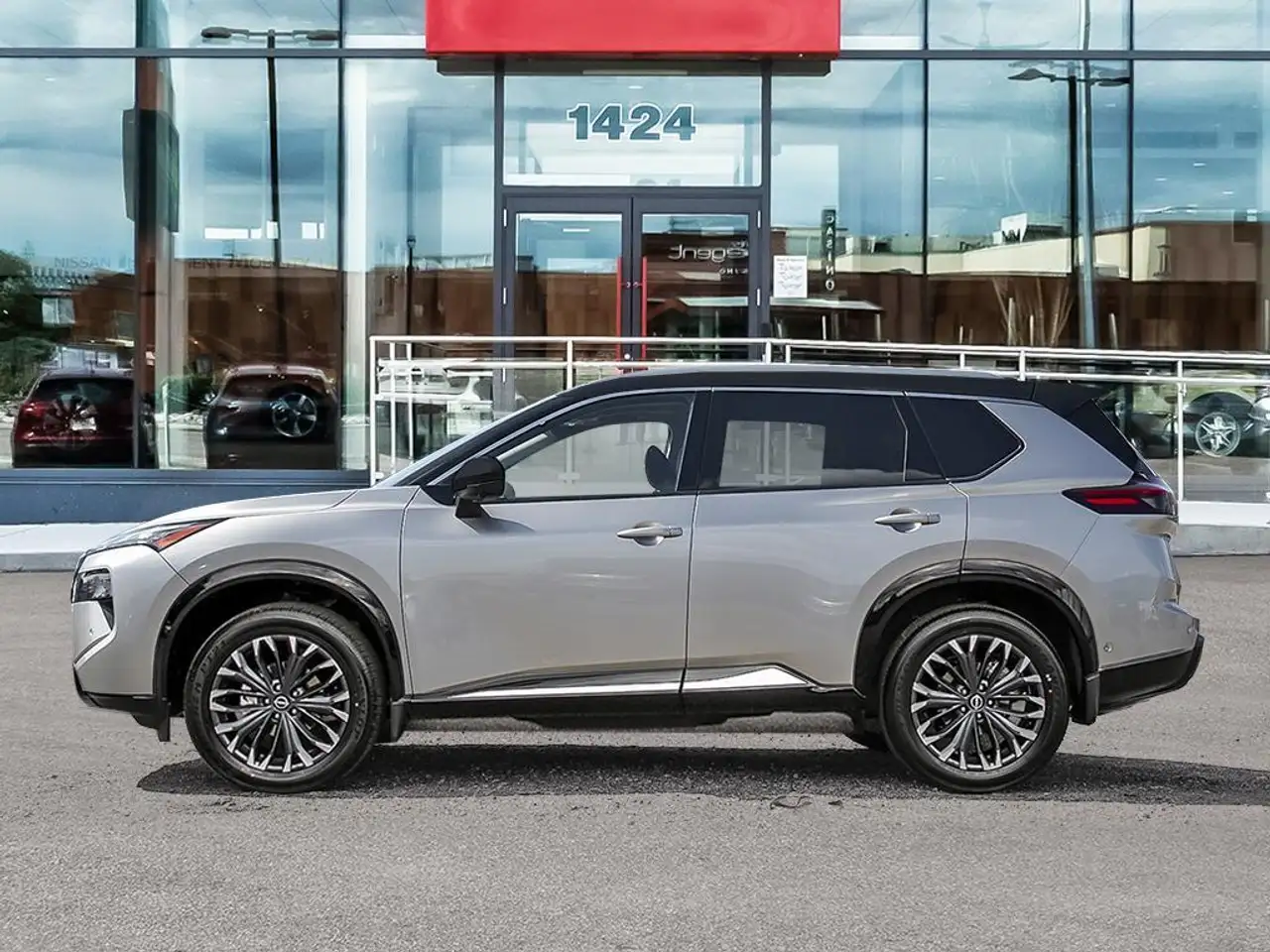 Nissan Rogue снимка Nissan Rogue