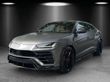 URUS CARBON+AKRAPOVIC+FOND-TV+FULL ADAS+23"