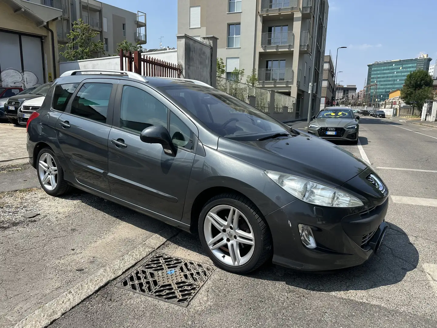 Peugeot 308 SW 1.6 hdi 8v Sportium Ciel 112cv - 2