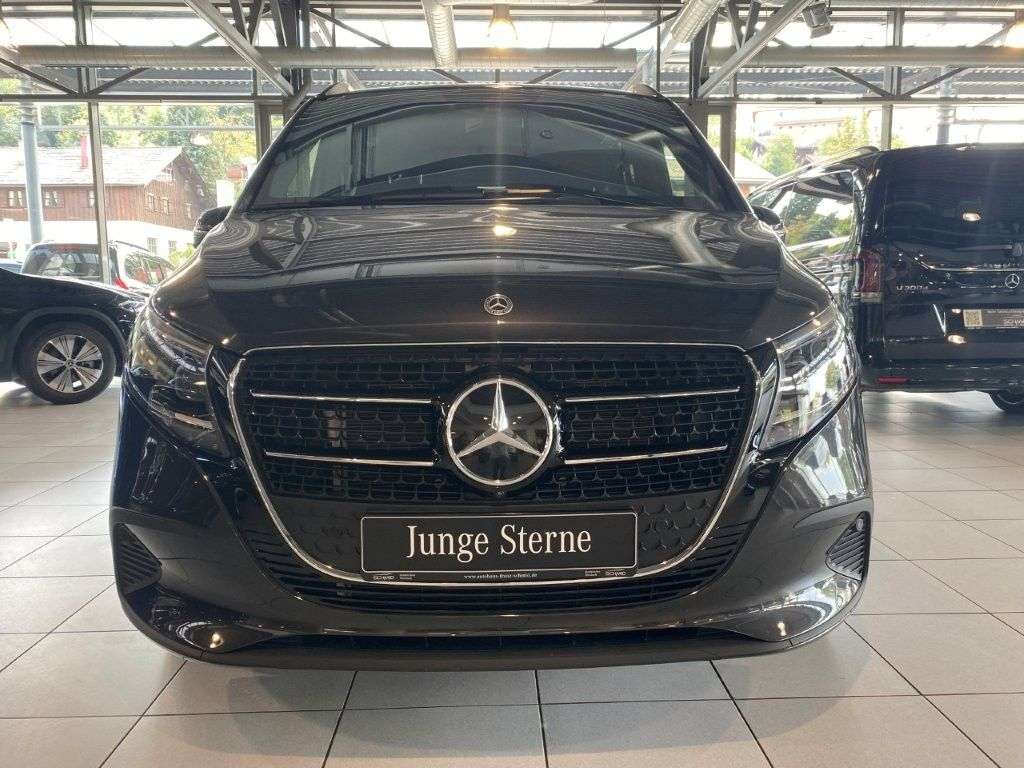 Mercedes-Benz V 250