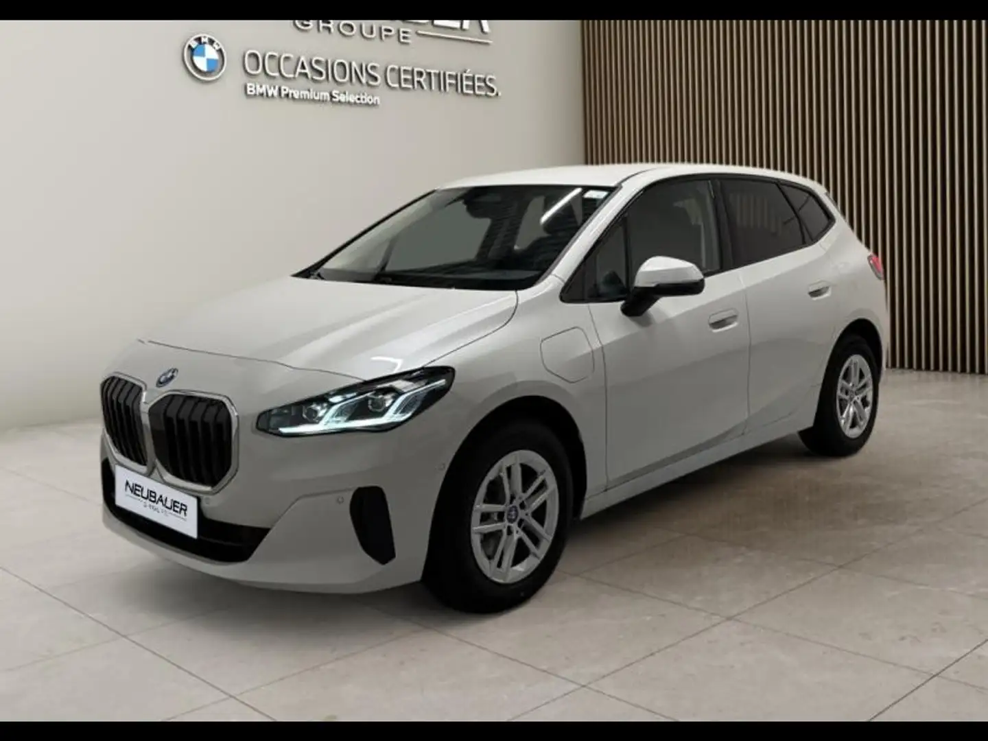 BMW 225 225e 245ch xDrive DKG7 Weiß - 1