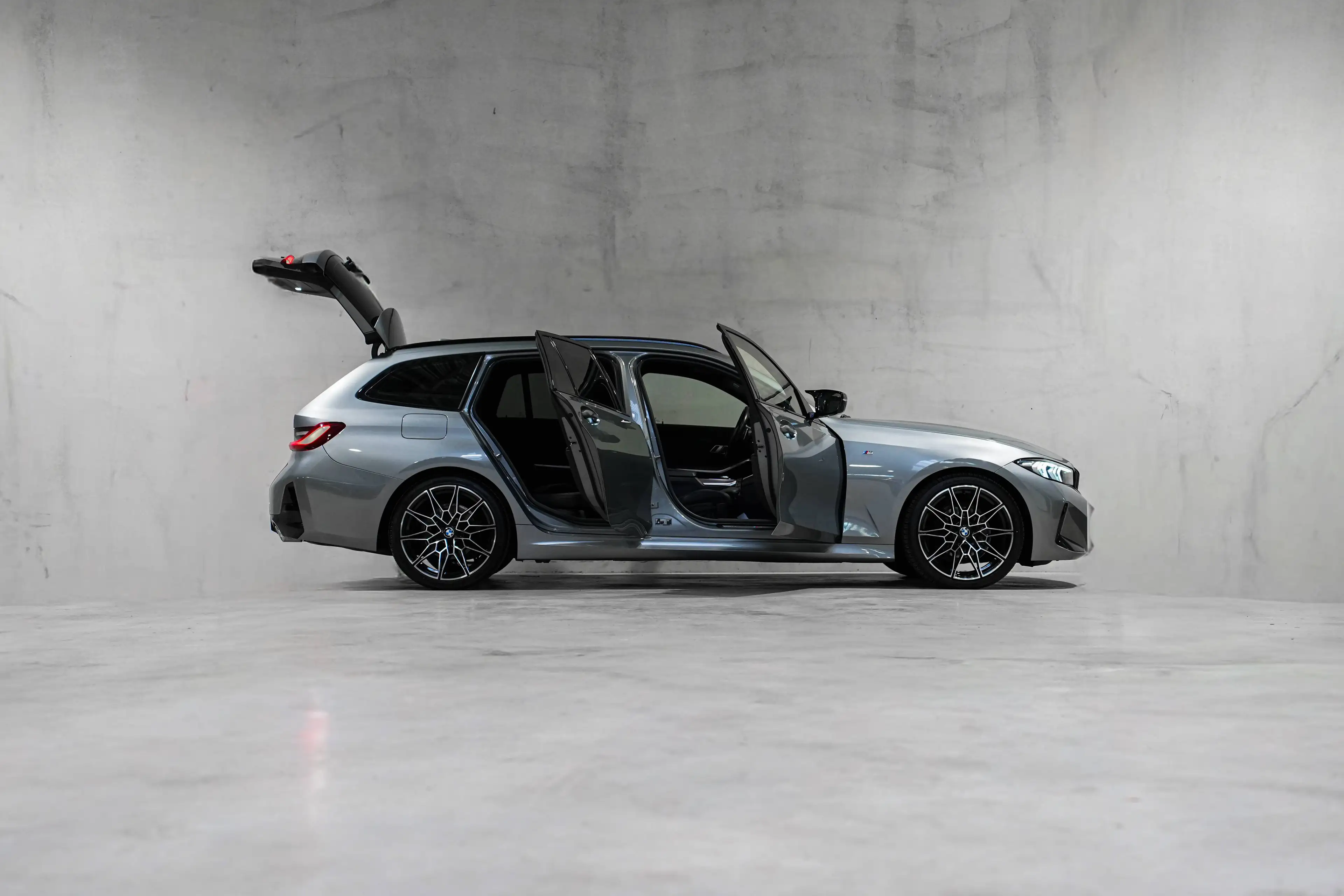 BMW 316 ✖ PACK M | FACELIFT | APPLE CARPLAY | BLACK PACK | TVA ✔ — photo 6