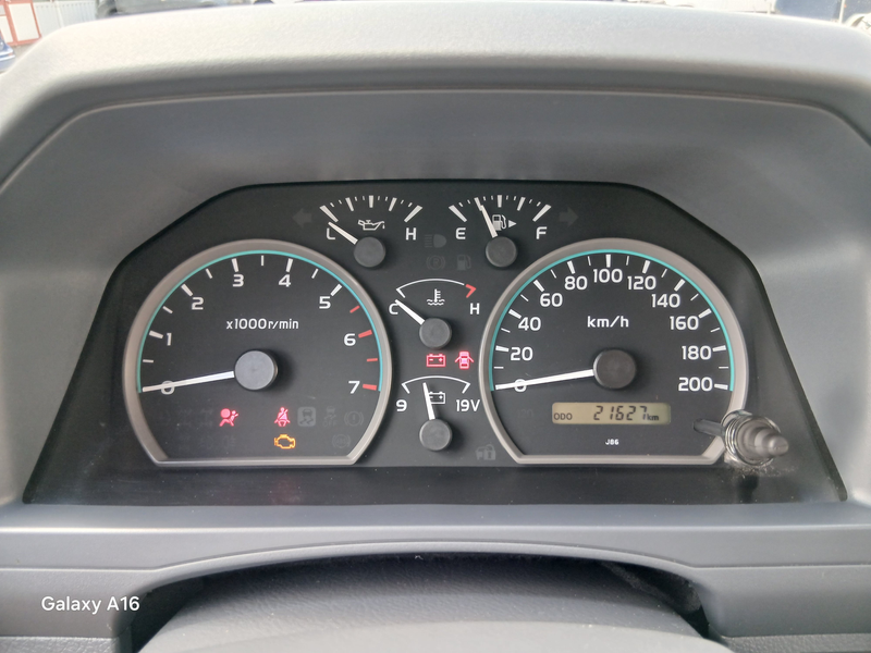 Toyota Land Cruiser Pickup 4,0 Benzin V6 6 sitzig — photo 10