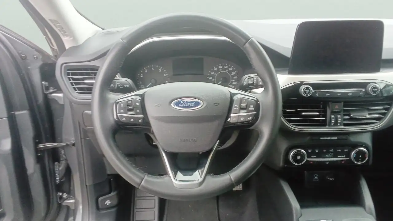 Ford Escape снимка Ford Escape