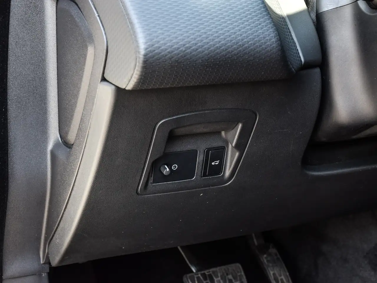 Land Rover Range Rover Velar снимка Land Rover Range Rover Velar