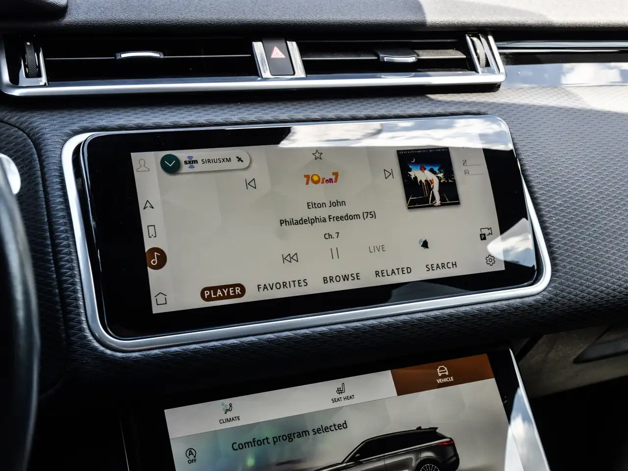 Land Rover Range Rover Velar снимка Land Rover Range Rover Velar