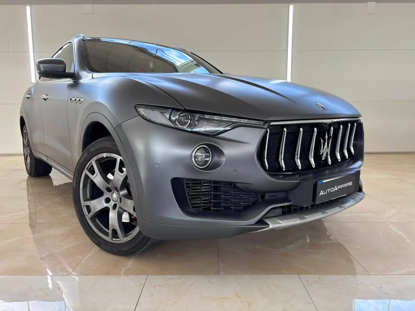 Maserati Levante Levante 3.0 V6 250cv auto GRIGIO OPACO Gris - 1