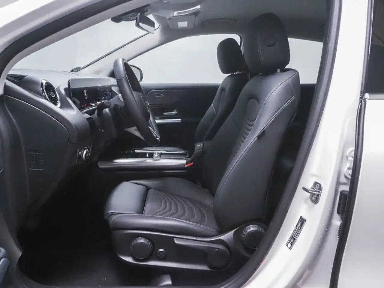 Mercedes-Benz GLA 250 e Progressive/Advanced/LED/Kamera/DAB/ 5