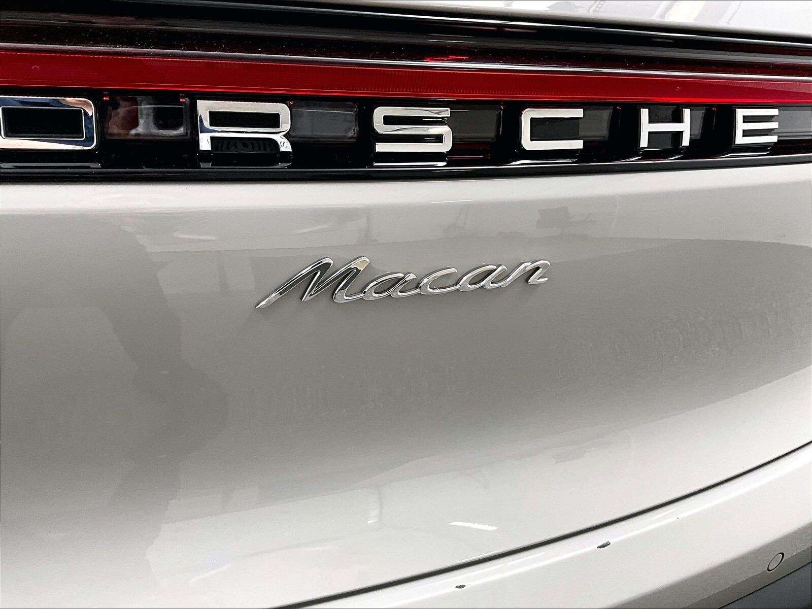 2023 Porsche Macan AWD thumb 36