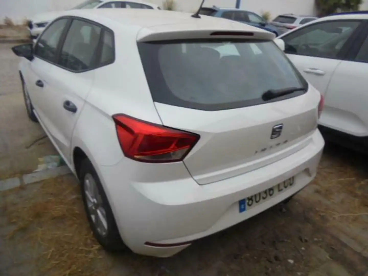 SEAT Ibiza 1.0 TSI S&S Reference Plus 95 Blanco - 2