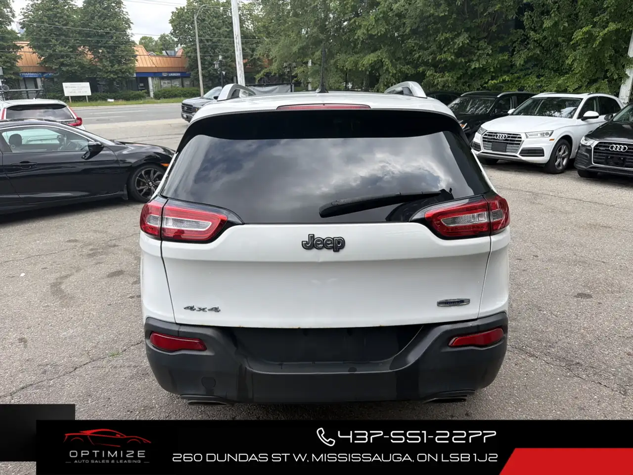 Jeep Cherokee снимка Jeep Cherokee