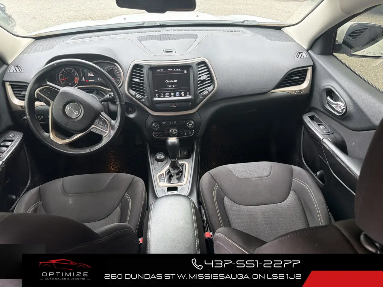 Jeep Cherokee снимка Jeep Cherokee