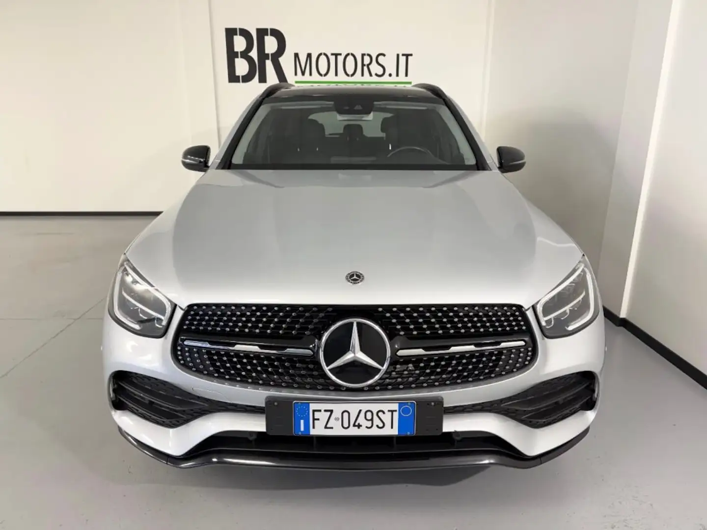 Mercedes-Benz GLC 220 d 4Matic Premium AMG Line Gris - 2