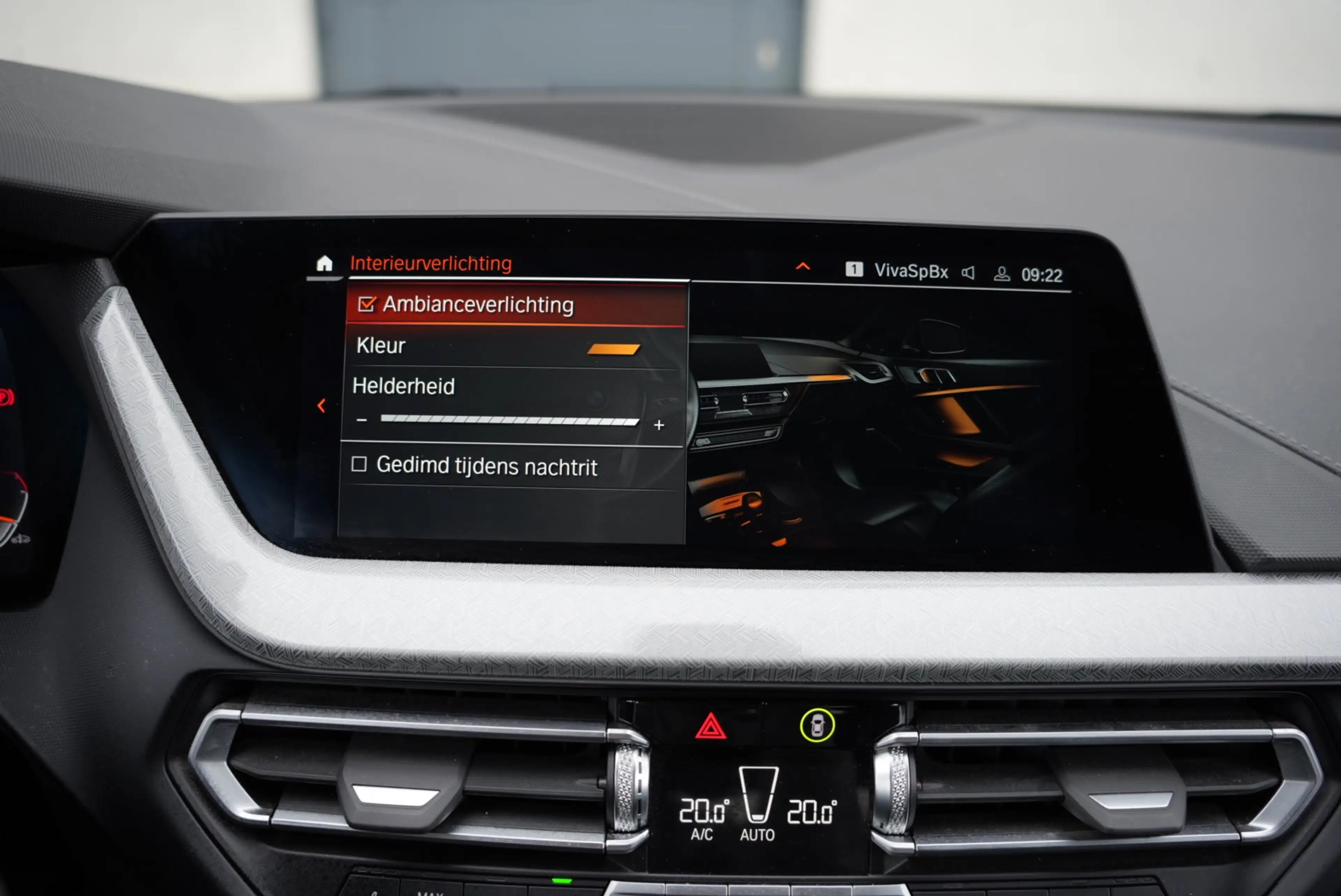 BMW 118 CarPlay | Panoramadak | Leder | Trekhaak | LED | Live Cockpit Pro | Driving Assistant — photo 48