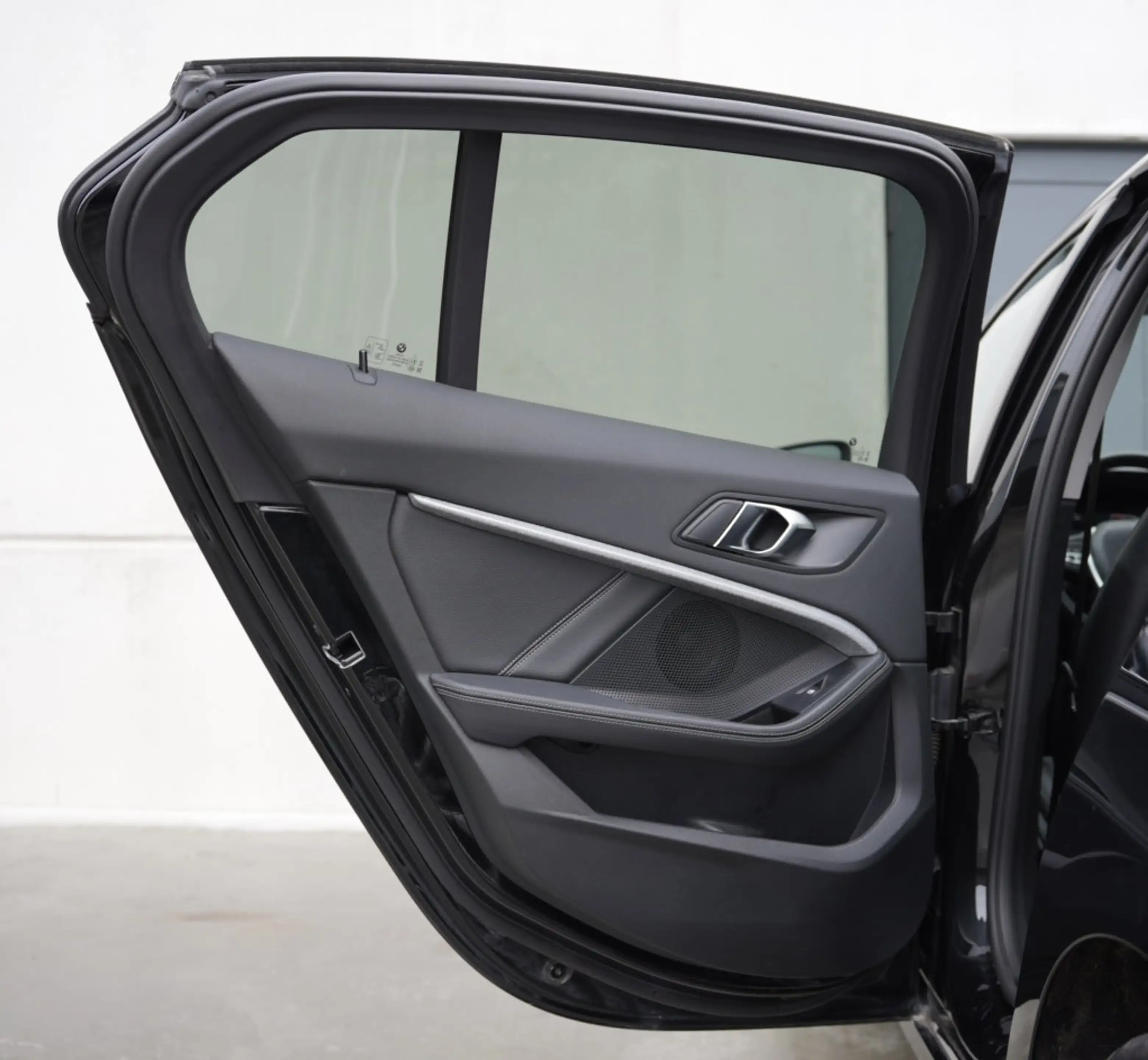 BMW 118 CarPlay | Panoramadak | Leder | Trekhaak | LED | Live Cockpit Pro | Driving Assistant — photo 15