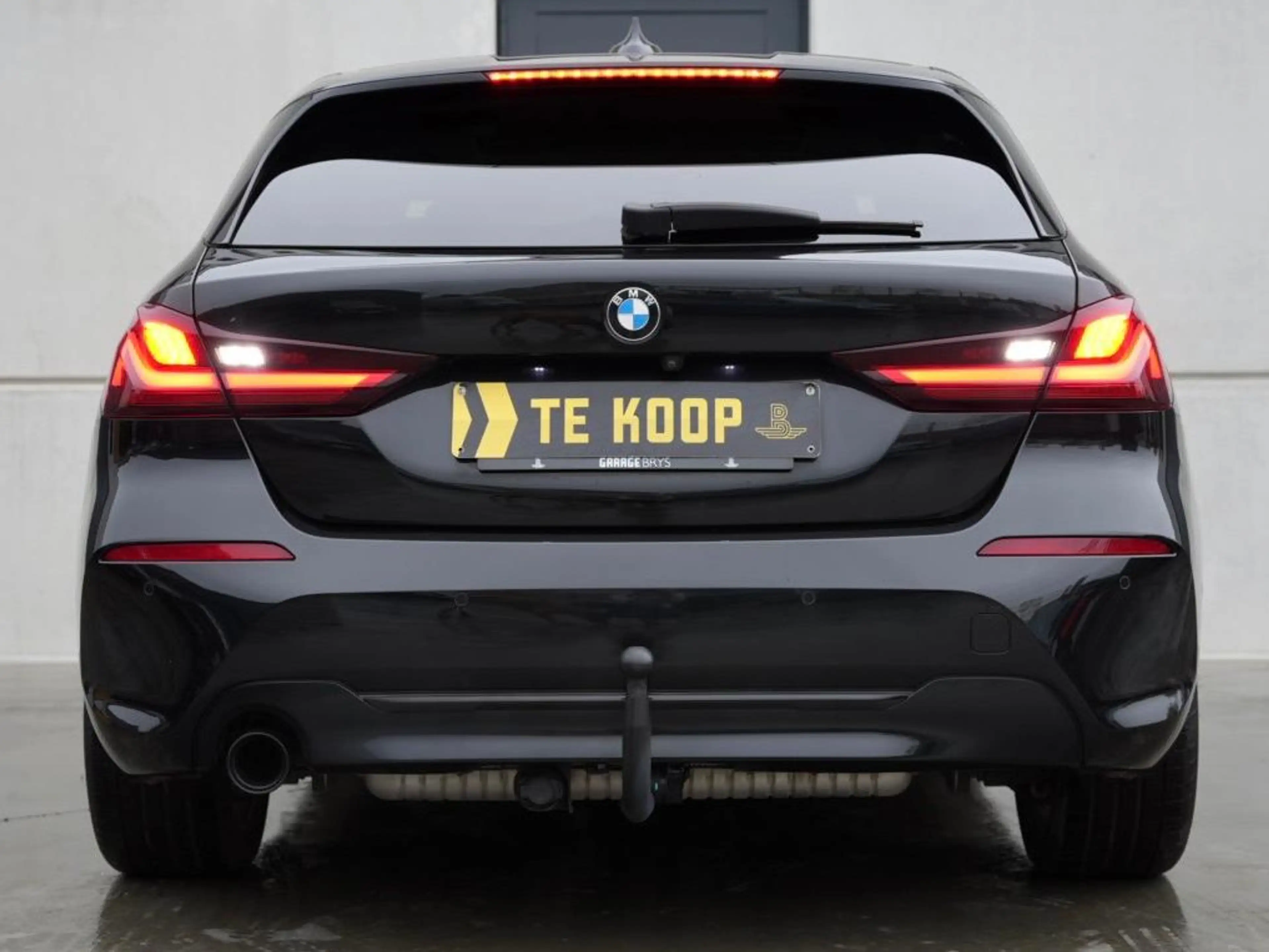 BMW 118 CarPlay | Panoramadak | Leder | Trekhaak | LED | Live Cockpit Pro | Driving Assistant — photo 10