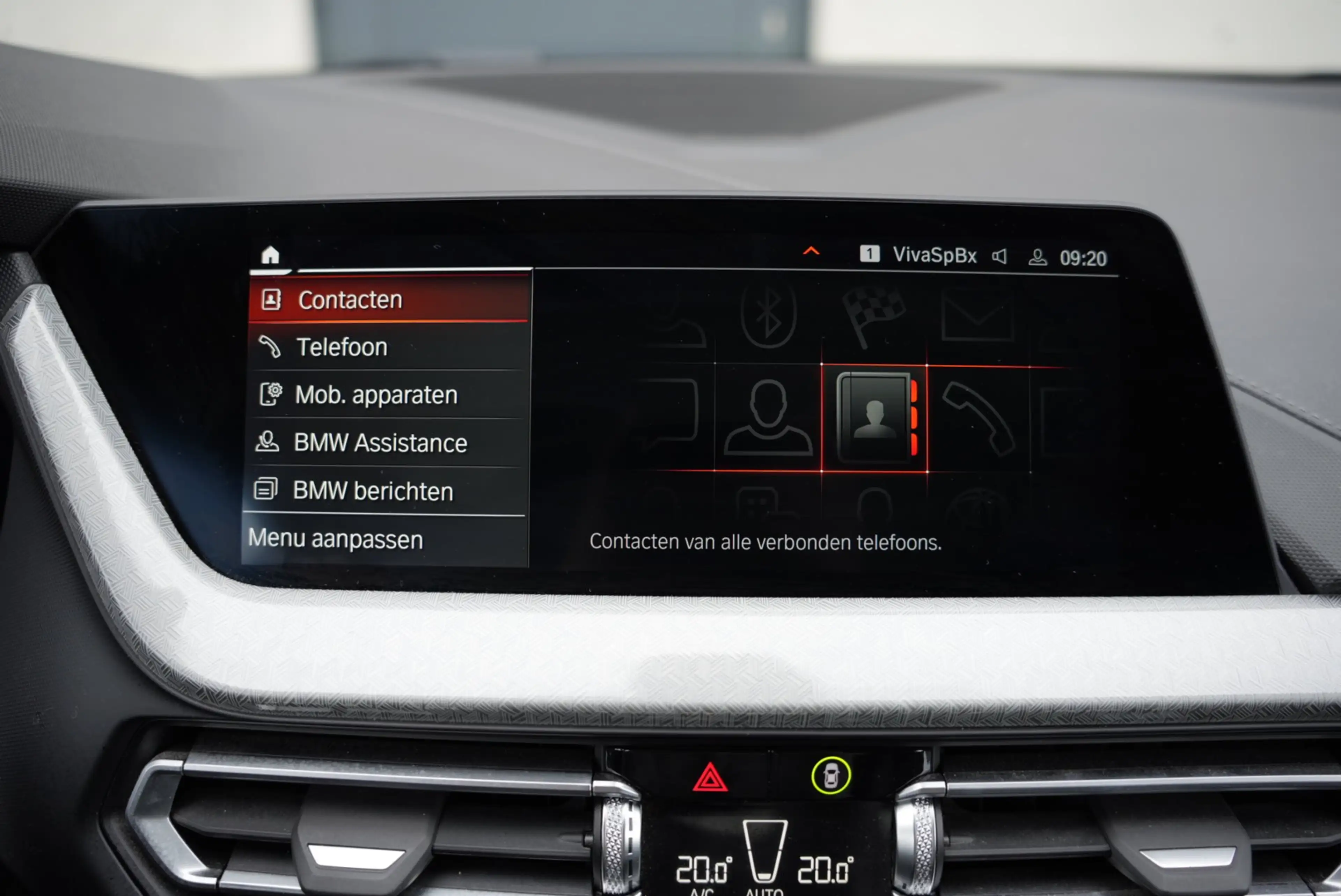 BMW 118 CarPlay | Panoramadak | Leder | Trekhaak | LED | Live Cockpit Pro | Driving Assistant — photo 41