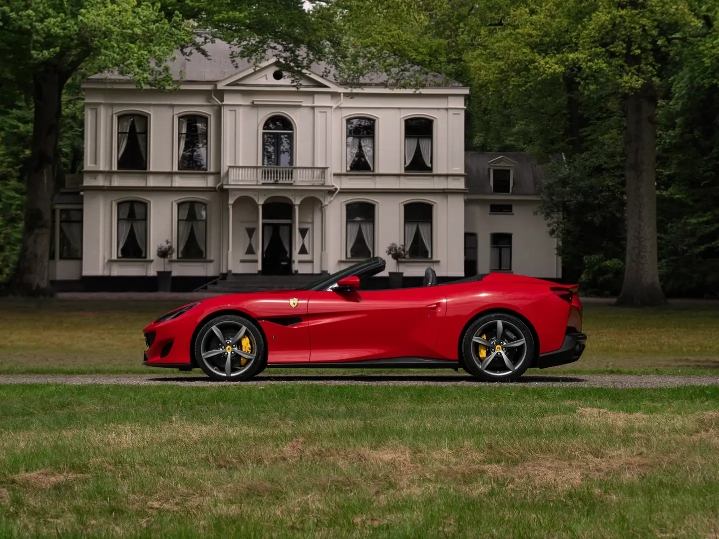 Ferrari Portofino 3.9 V8 HELE | Veel carbon! | Pass. Display | JBL Rot - 1