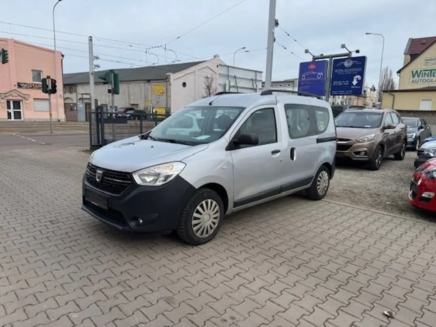 Dacia Dokker 1.6 SCe 100 Ambiance*Klima*EU6*05/26*1.HD Grau - 1
