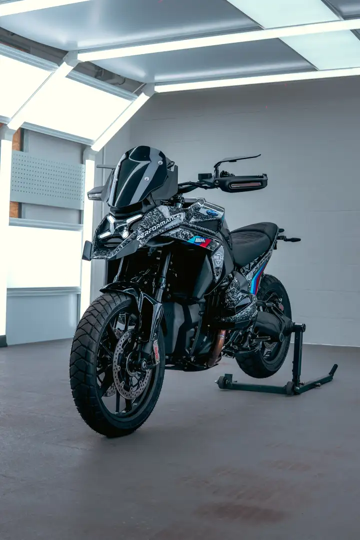 BMW R 1300 GS Šedá - 1