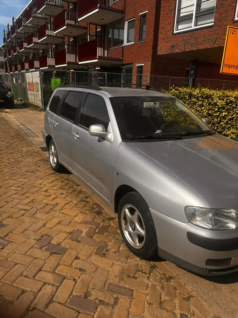 SEAT Cordoba 1.4 Stella Argent - 2