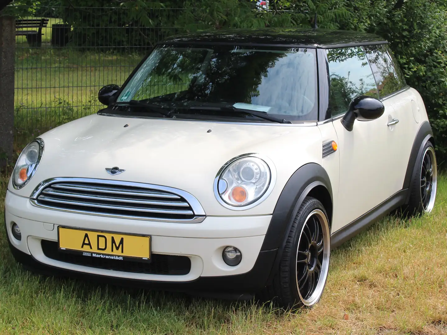 MINI Cooper Mini (R56) Bílá - 1