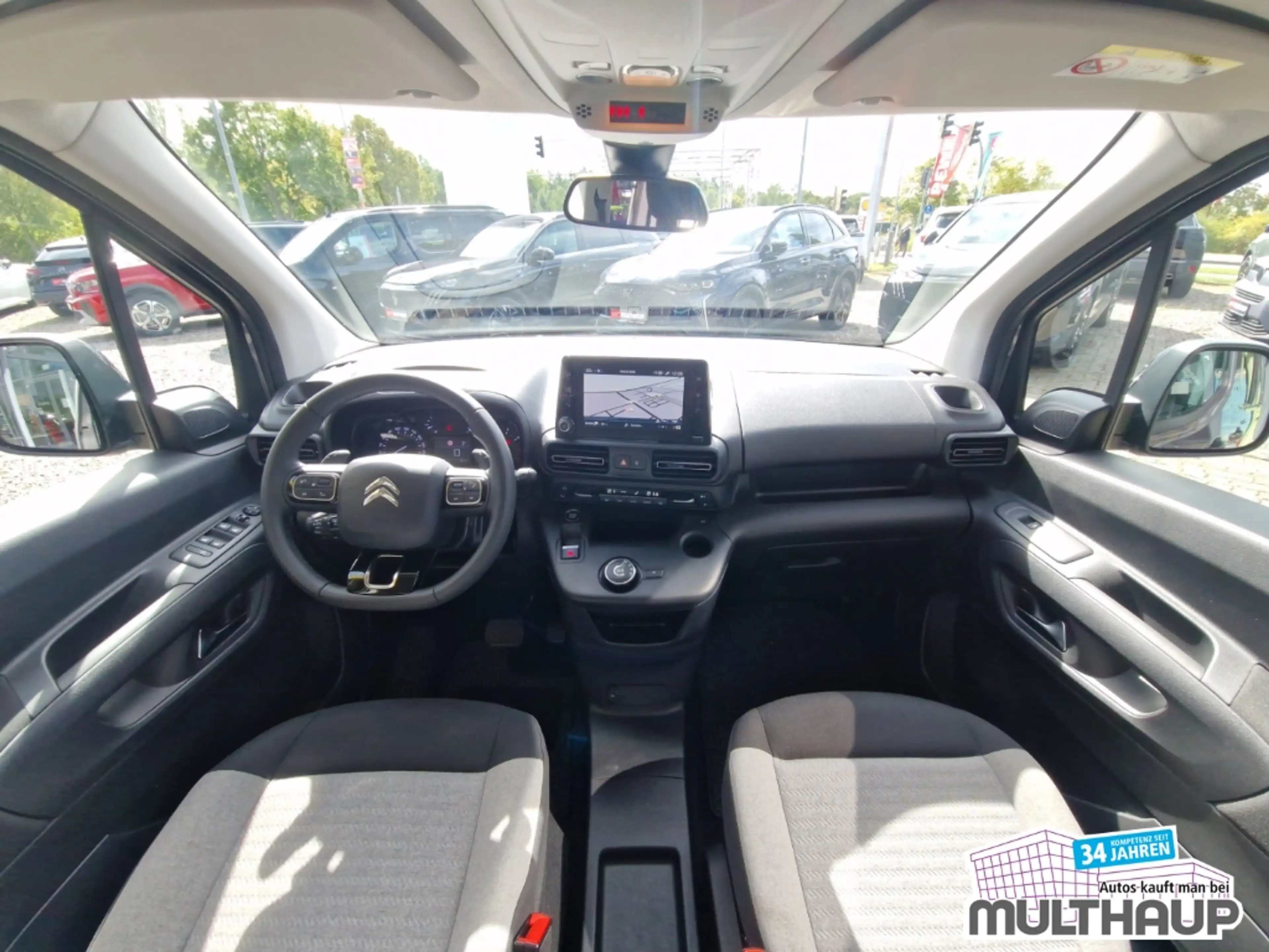 Citroen Berlingo MPV Feel M BlueHDi 130 EAT8 — photo 10