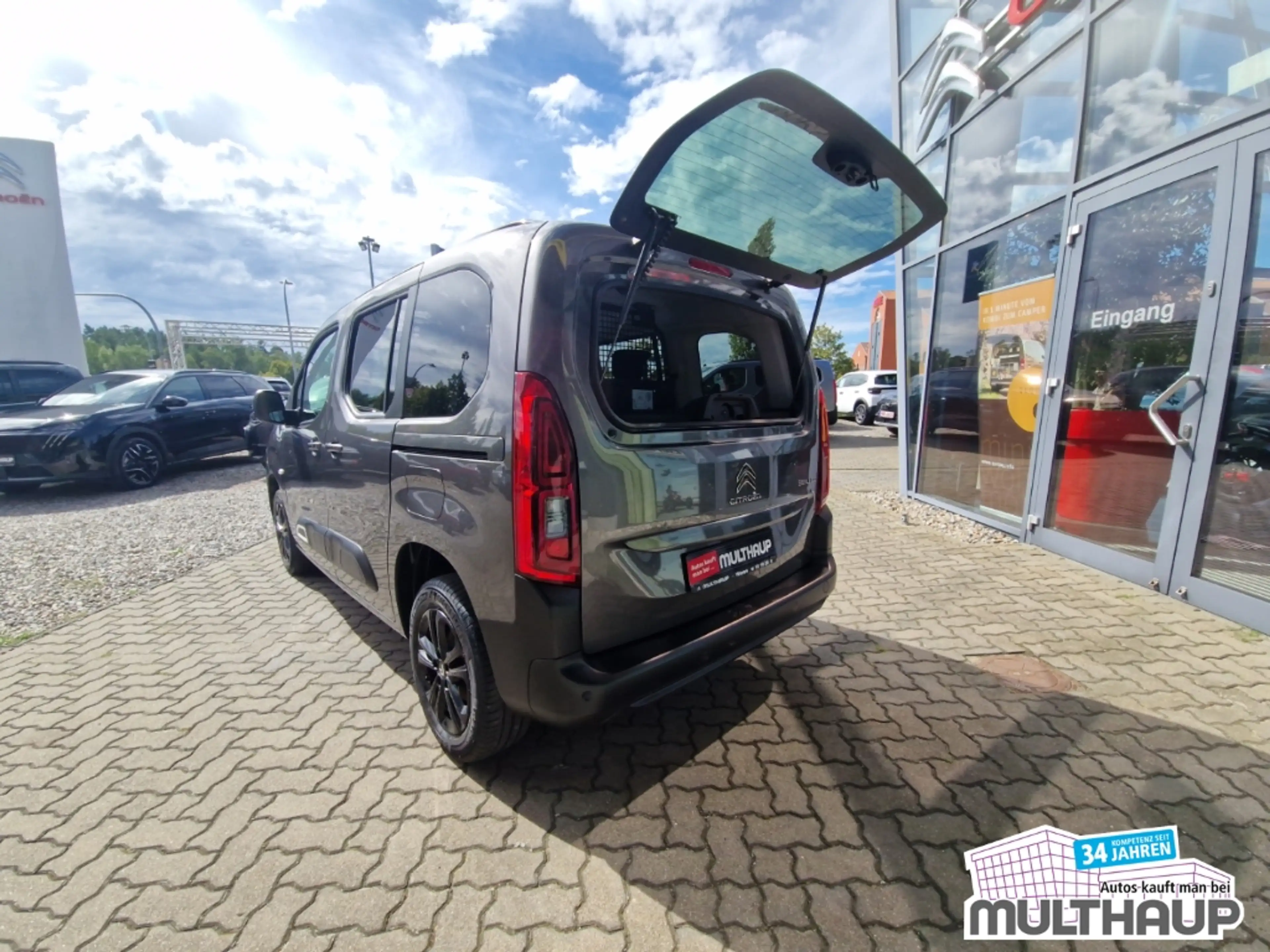 Citroen Berlingo MPV Feel M BlueHDi 130 EAT8 — photo 14