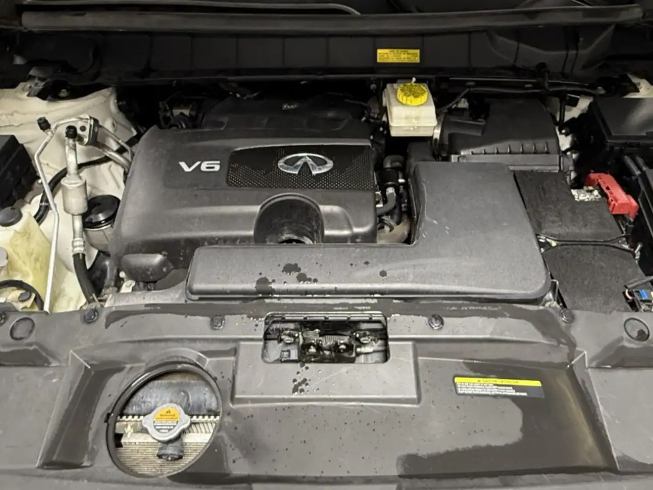 Infiniti QX60 снимка Infiniti QX60