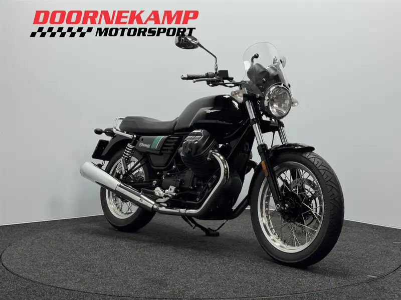 Moto Guzzi V 7 - foto 3