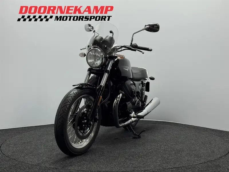 Moto Guzzi V 7 - foto 6