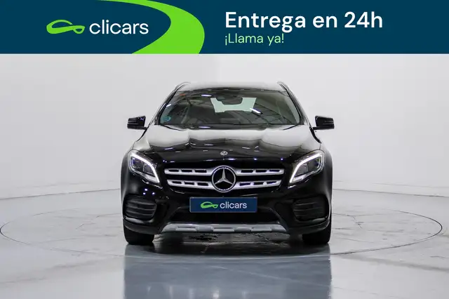 Mercedes-Benz Gla view 2