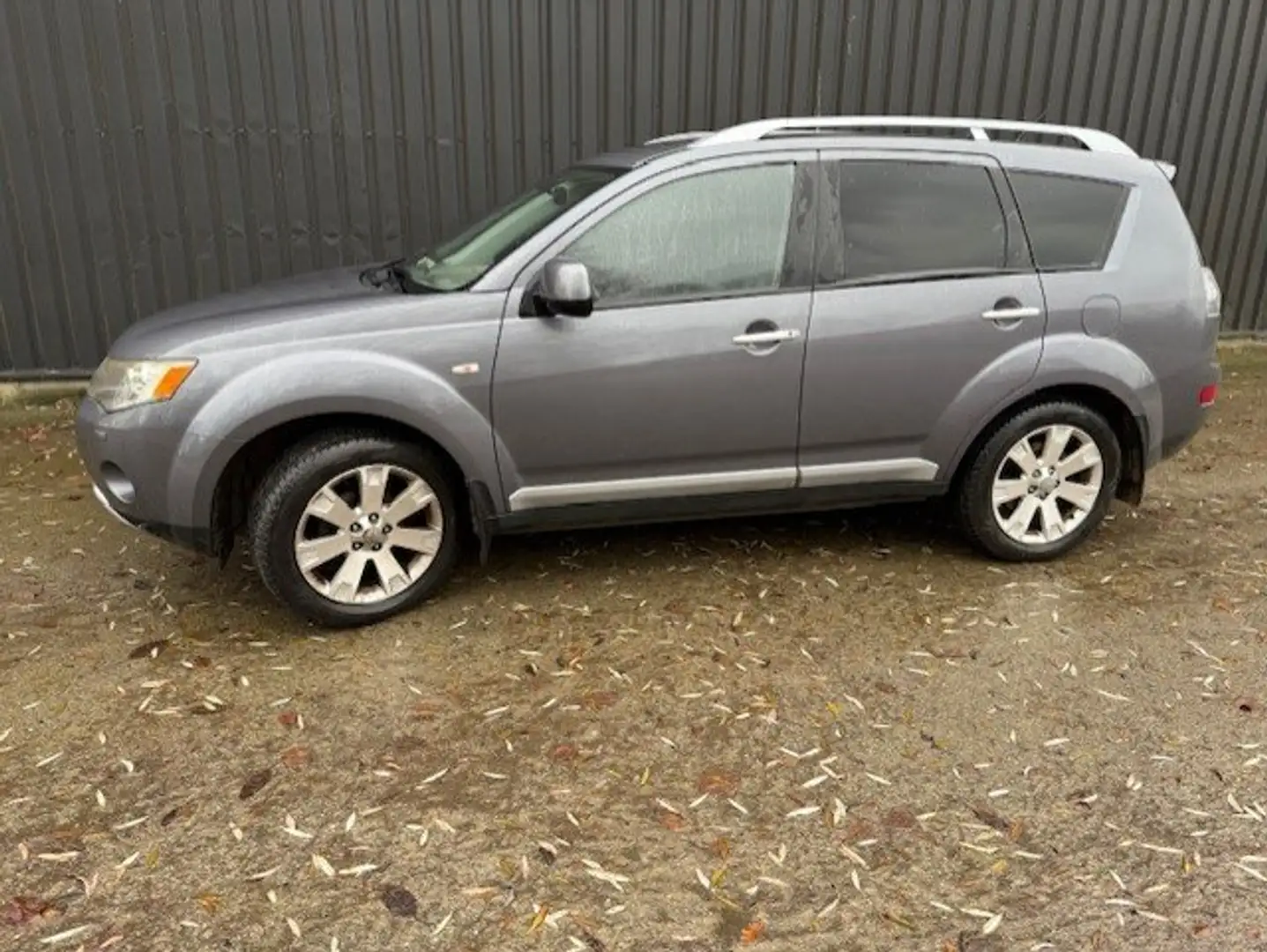 Mitsubishi Outlander Outlander 2.0 DI-D Instyle Сірий - 1