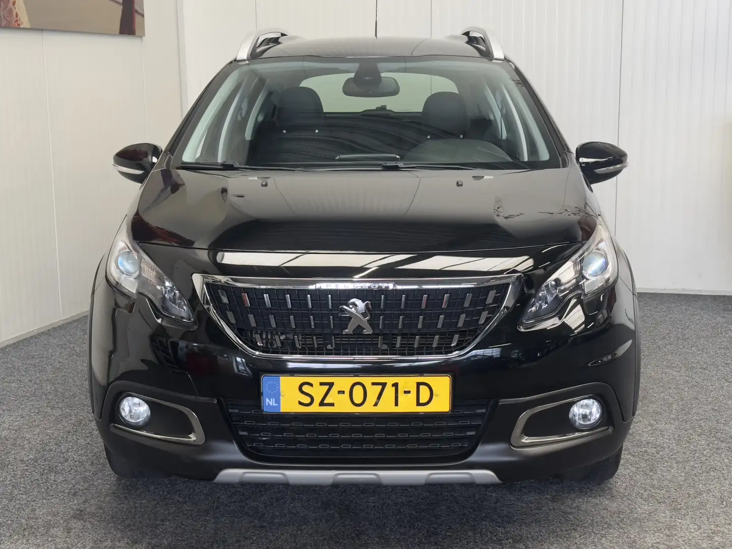 Peugeot 2008 1.2 PURE TECH ALLURE NAVIGATIE CRUISE CONTROL CLIM Negro - 2