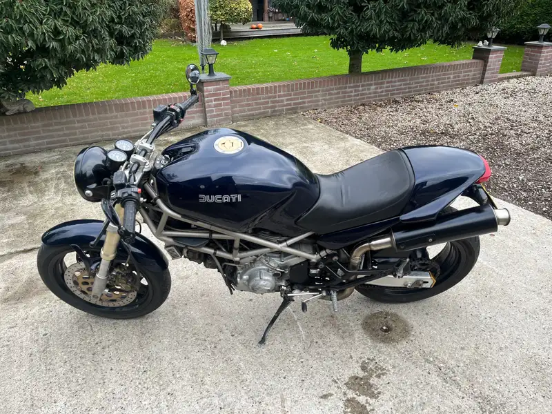 Ducati Monster 900 - foto 7