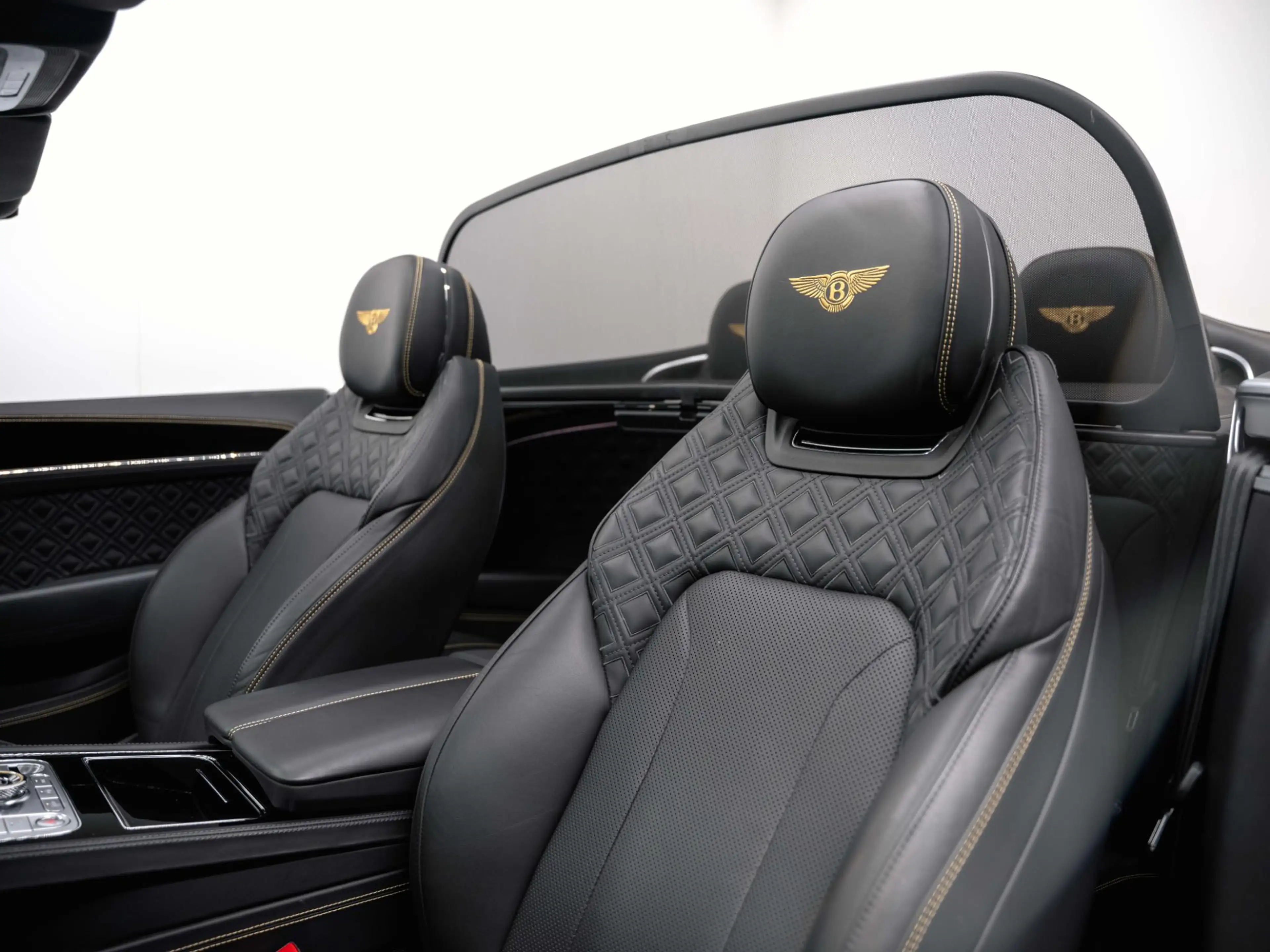 Bentley Continental GTC 4.0 V8 First Edition |CENTENARY SPECIFICATION|B&O| — photo 12